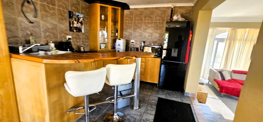 2 Bedroom Property for Sale in Myburgh Park Western Cape